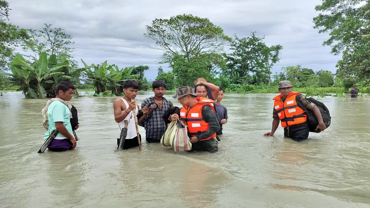 असम, मणिपुर में बाढ़ का हाहाकार भारी बारिश से 48 लोगों की मौत, हजारों लोगों का सफल रेस्क्यू